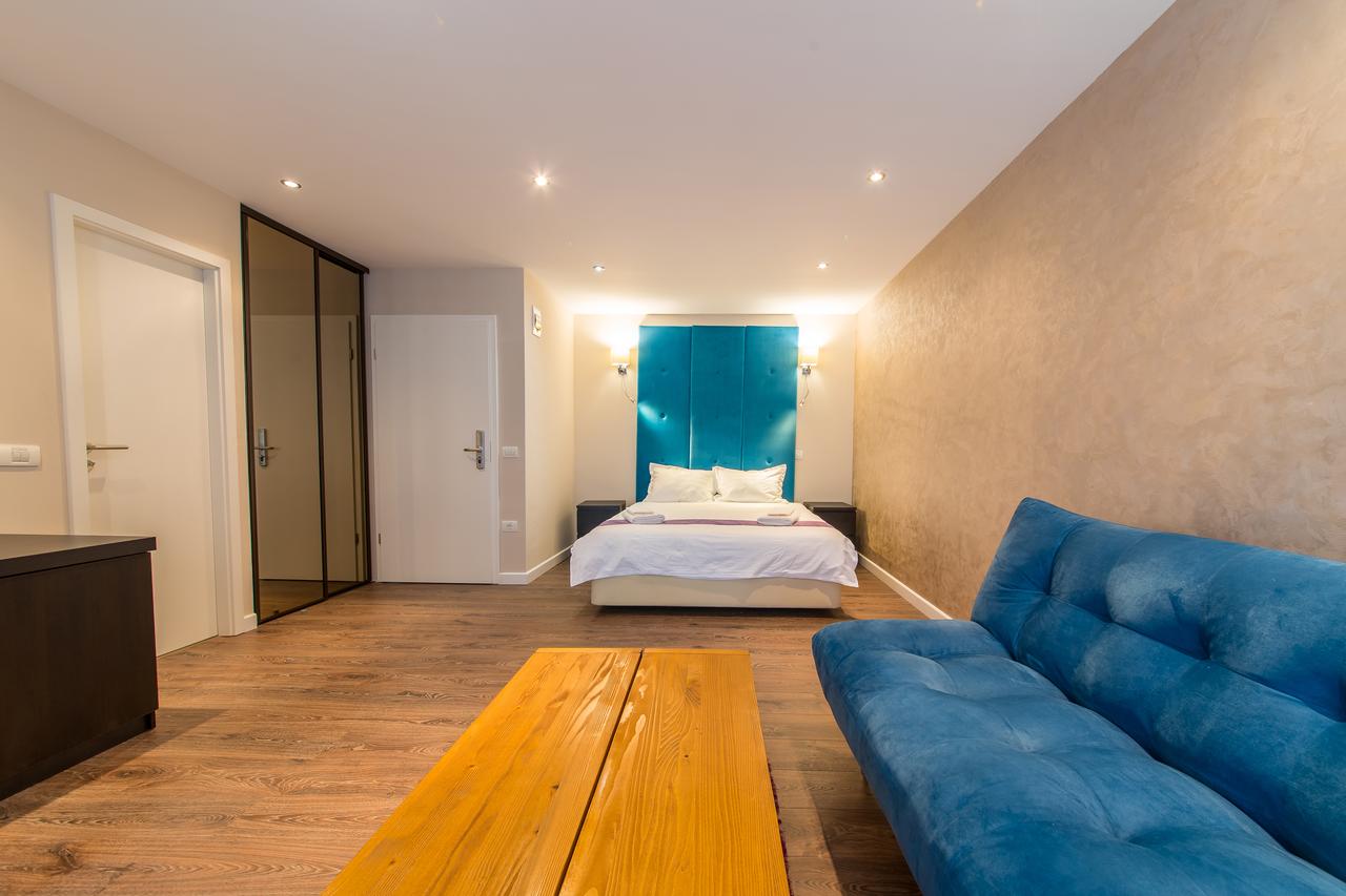 BAU|AG - Proiecte de amenajări interioare - Hotel Embassy Nord